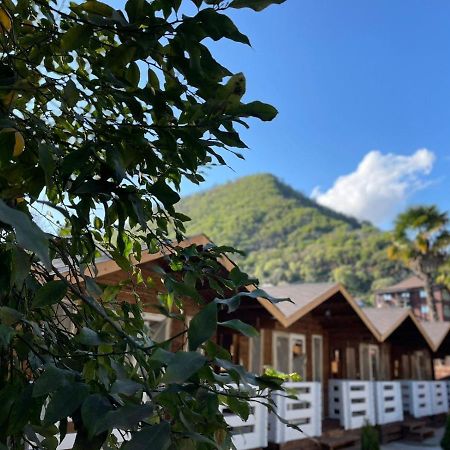 Hotel Гостевой Комплекс Парус New Athos Exterior foto